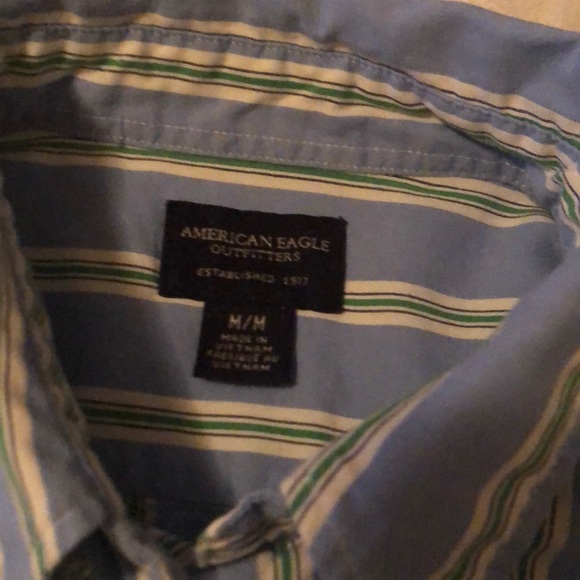 American Eagle button down - Picture 2 of 3